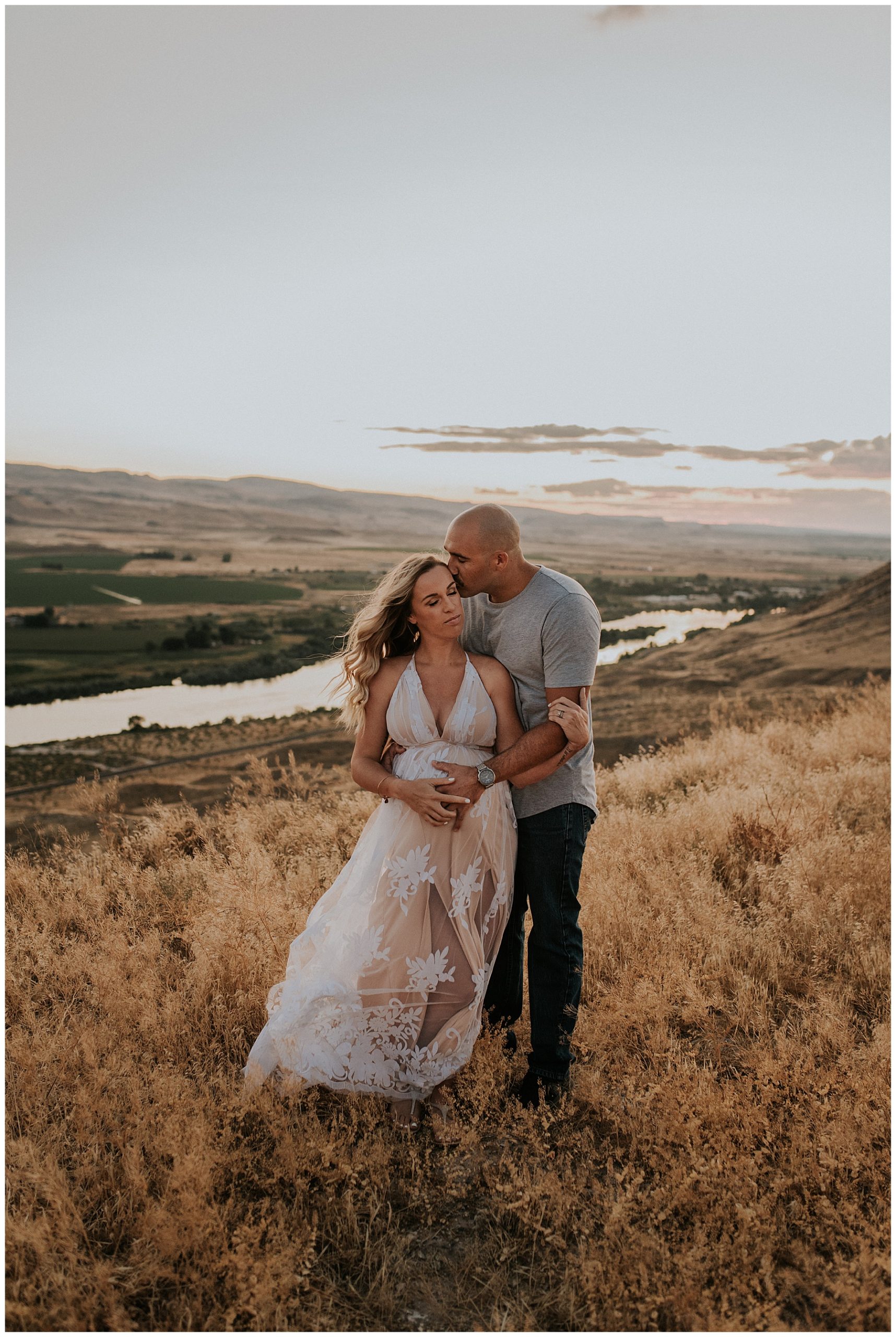 Big Sur maternity photographer