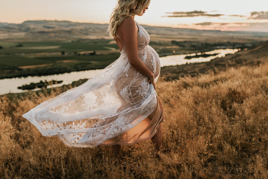 Big Sur maternity photographer